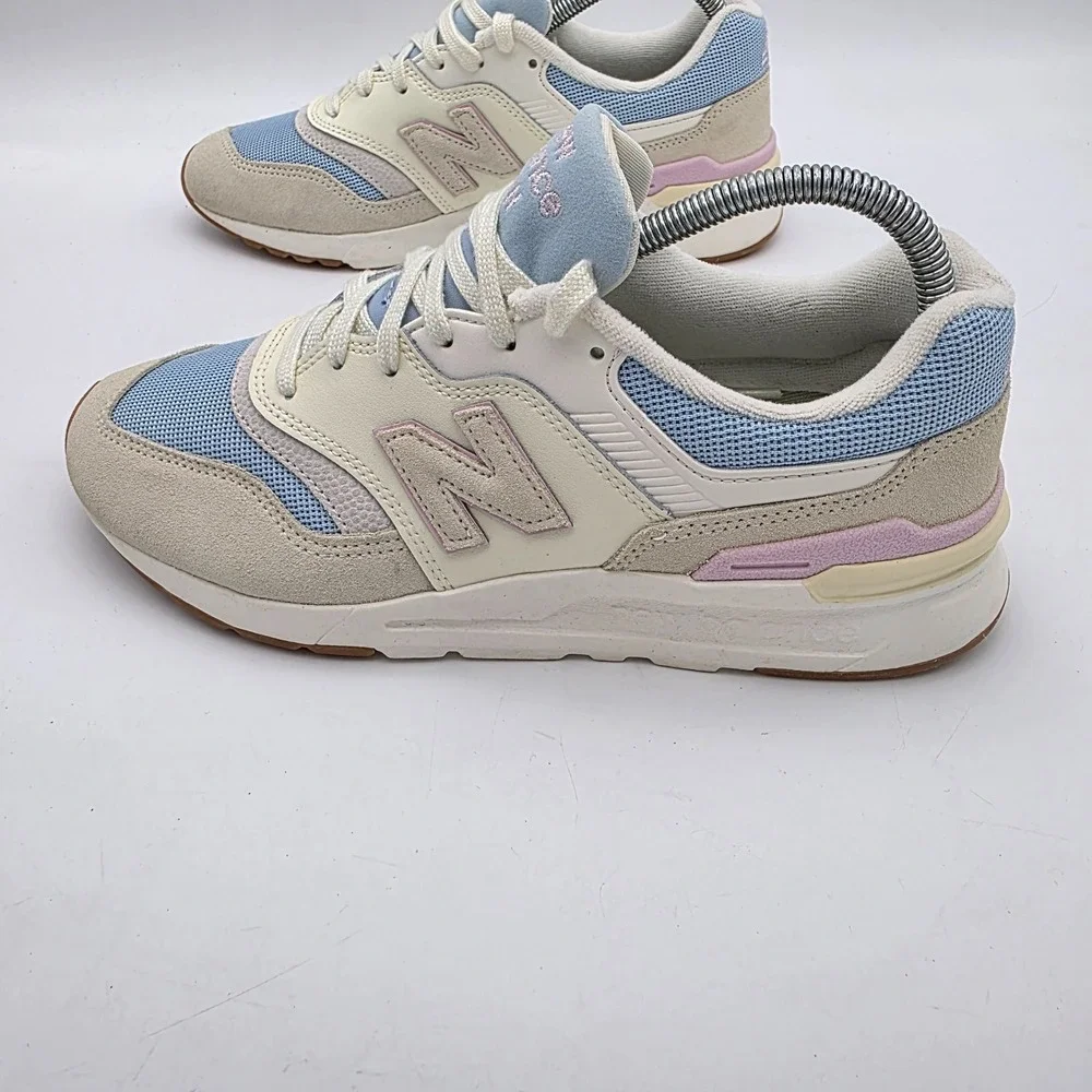 Women Size 9.5- Men Size 8‎ New Balance 997H Beige/Blue Sneakers CW997HZF